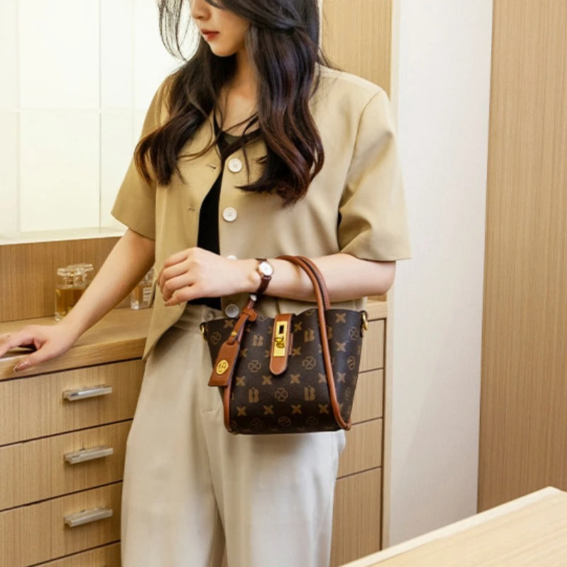 5bdb733b1db4c368dc4ef8caa0ad9021
